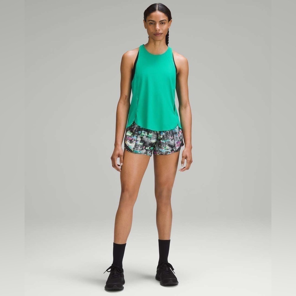 Lululemon Athletica Black and Green Athletic Shorts - Picture 3 of 8